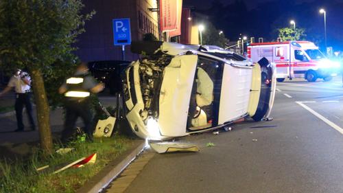 SR de Autofahrer mit über drei Promille bei Unfall in Neunkirchen verletzt