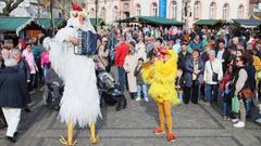 Auf dem Markt konnten sie ein buntes Spektakel erleben. (Foto: Kreisstadt St. Wendel / Josef Bonenberger)