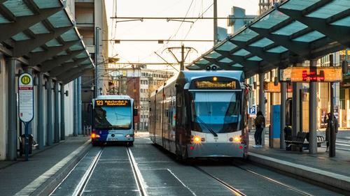 SR.de Neue Preise für Bus und Bahn