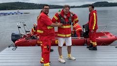 Michael Friemel mit dem DLRG auf dem Bostalsee (Foto: SR/Hottong)