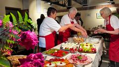 Frühstück mit dem Treffpunkt Ü-Wagen in Alsweiler (Foto: Simin Sadeghi/SR)